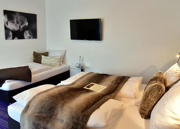Hotel Zum 3*